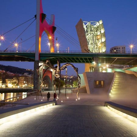 Clasico Y Funcional Vivienda Turistica Centro Bilbao Exterior photo